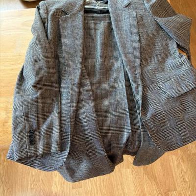 Sale Photo Thumbnail #22