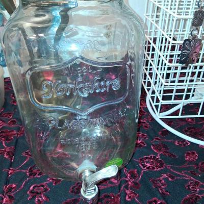 Sale Photo Thumbnail #19: Drink Container 