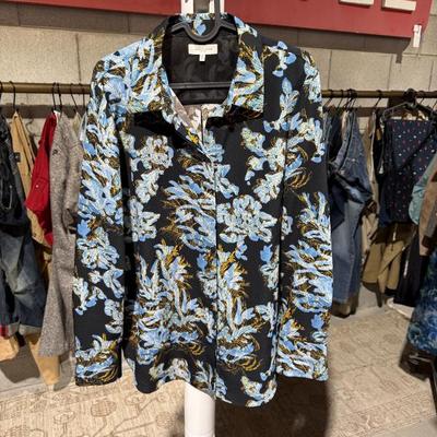 Sale Photo Thumbnail #140