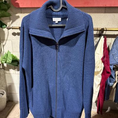 Sale Photo Thumbnail #130