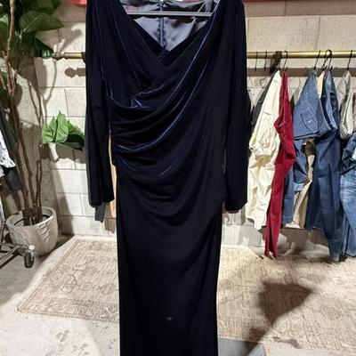 Sale Photo Thumbnail #133