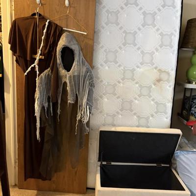 Sale Photo Thumbnail #53