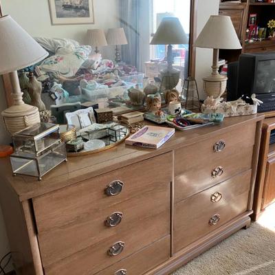 Sale Photo Thumbnail #103