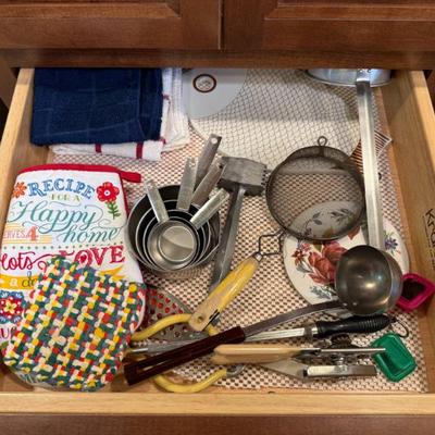 Sale Photo Thumbnail #102