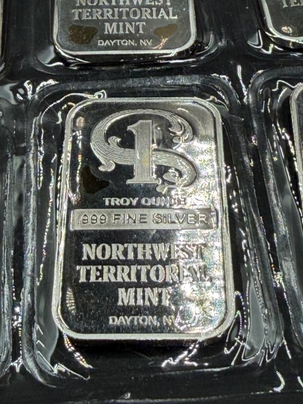 Sale Photo Thumbnail #15