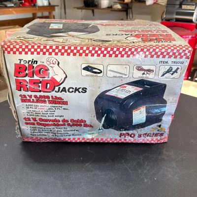 NEW Torin Big Red Jacks, 12 V 6000 Pound Rolling Winch
