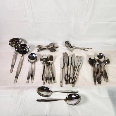 Vintage German Flatware Set – Fürst Besteck Rostfrei Solingen – Service for 12 with Serving Pieces