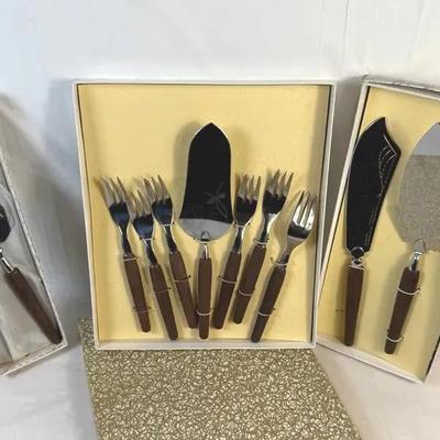 Vintage Boxed Carving Set with Serving Utensils – Like New