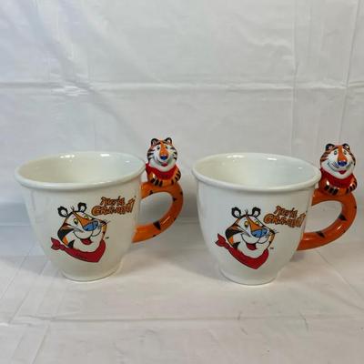 Tony the Tiger Mug Set (2) – Vintage Kellogg’s Character Drinkware