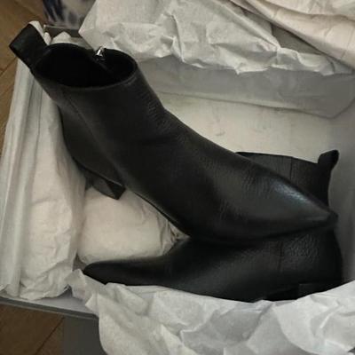 Sale Photo Thumbnail #72