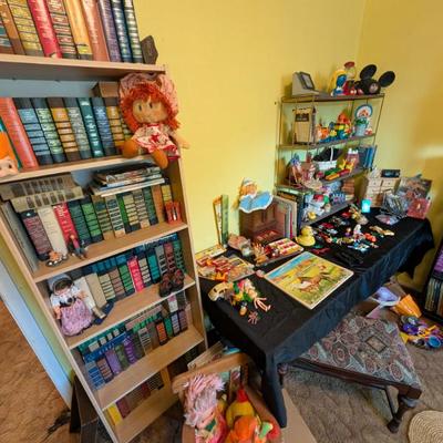 Sale Photo Thumbnail #245