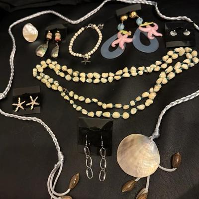 Coastal & Shell Jewelry Lot – Necklaces, Earrings, Bracelet & Ring