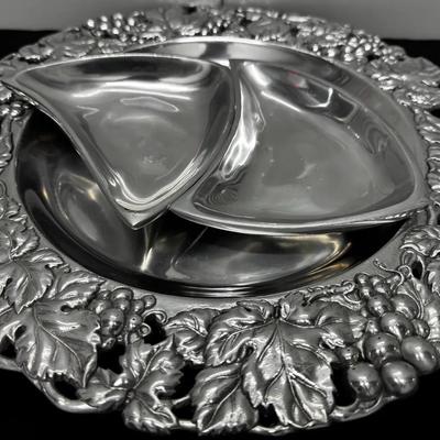 Arthur Court Grape Leaf Aluminum Paperweight Set – 3-Piece Sculptural Desk Decor