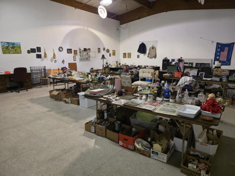 Sale Photo Thumbnail #43