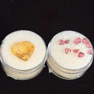 11 Loose Faceted Gemstones * 4.8ct Citrine Heart * 10 Heart Shape Garnets 