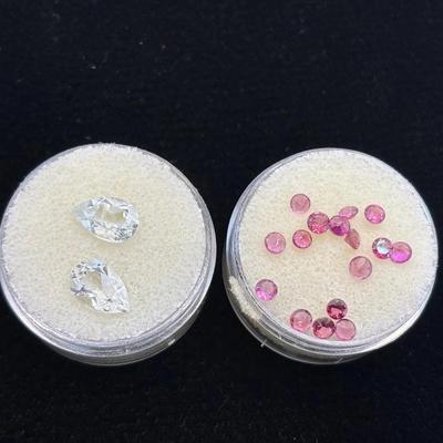 2 Loose 1ct each Pear Shape Faceted Silver Topaz Gemstones * 17 3mm Loose Garnets 