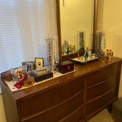 Sale Photo Thumbnail #294