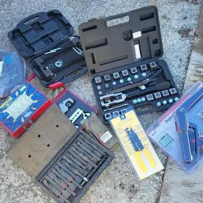 Automotive Hand Tools + (G)