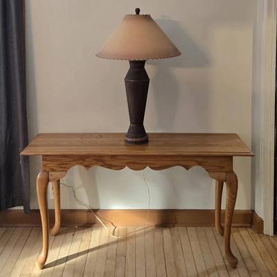 Library Table & Lamp (LR)