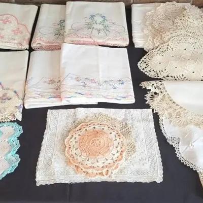Pillowcases & Doilies (BR1)