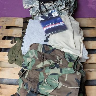 Camo Clothes - Lot 1 (B)