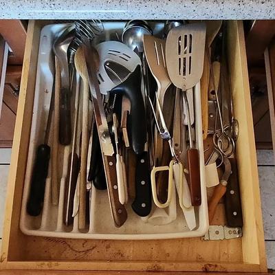 3 DRAWERS! Kitchen Utensils - Blue Handled Utensils, Cooking Supplies, Temp Gauge, Cutters