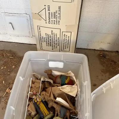 Outdoor Christmas - 5ft Ultra Slim Cashmere Bristol Pine Tree, Nativity Figurines, Angel, Joy