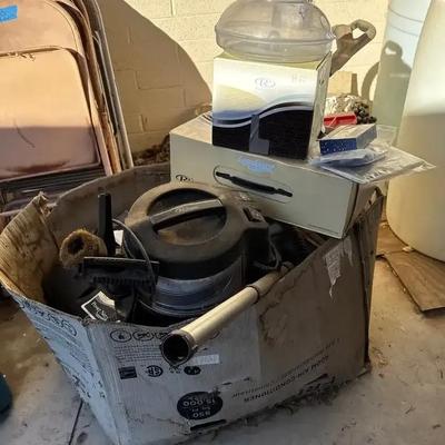 Rainbow Vacuum - With Like New Accessories & Other Parts, Actual Vacuum Quality Unknown