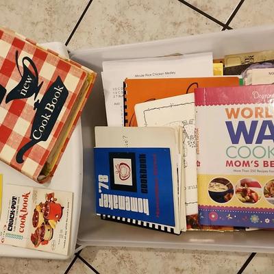 Cookbooks! Vintage, Better Homes & Gardens New Cookbook, Crockpot, Local Orgs & More