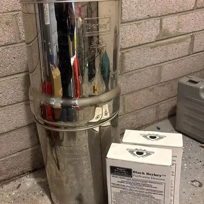 Berkey Stainless Steel Water Purification System + 2 Boxes of Filters