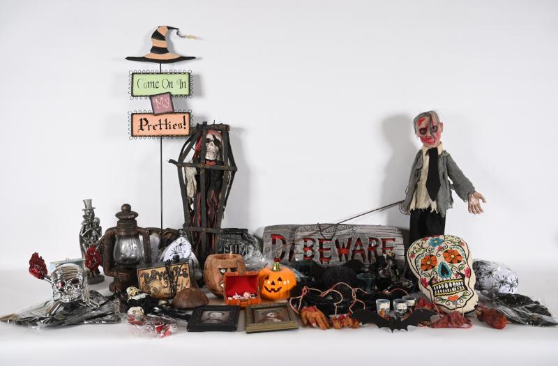 Sale Photo Thumbnail #126