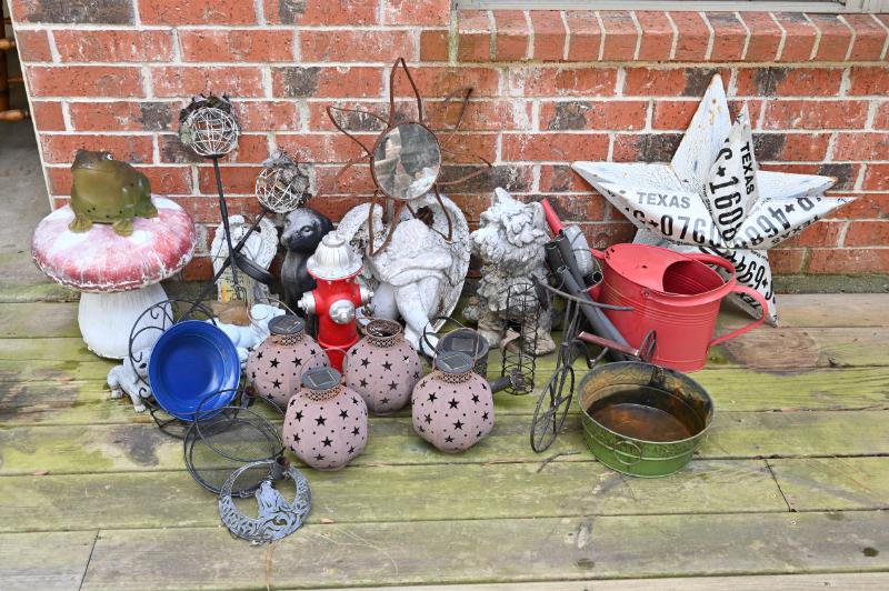 Sale Photo Thumbnail #157