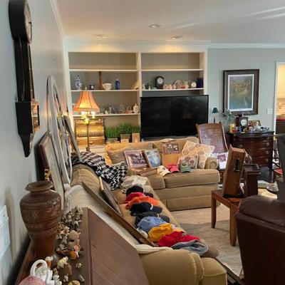 Sale Photo Thumbnail #2