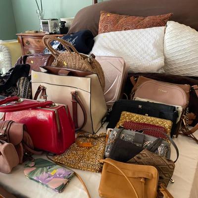 Sale Photo Thumbnail #140