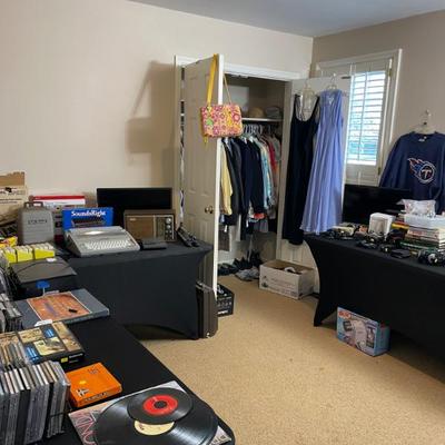 Sale Photo Thumbnail #106