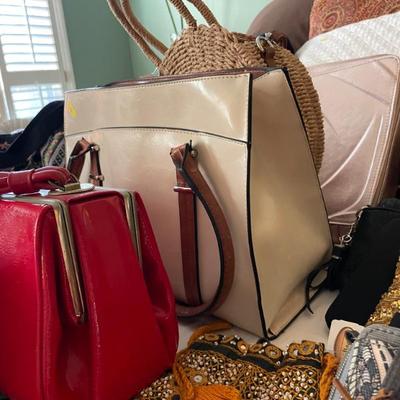 Sale Photo Thumbnail #142