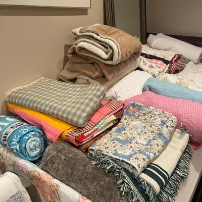 Sale Photo Thumbnail #247