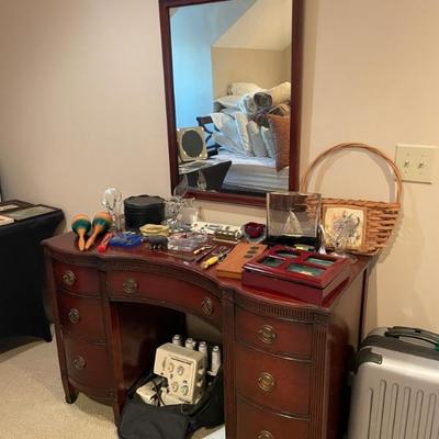 Sale Photo Thumbnail #257