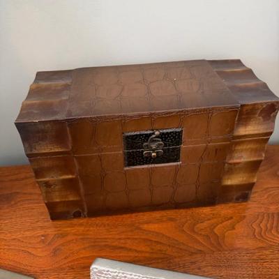 Sale Photo Thumbnail #345