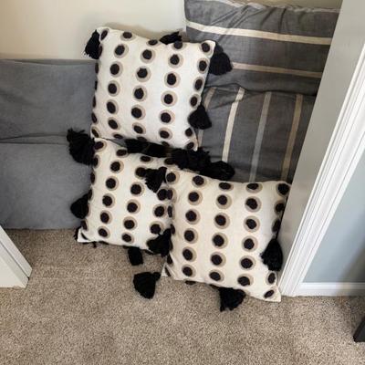 Sale Photo Thumbnail #347