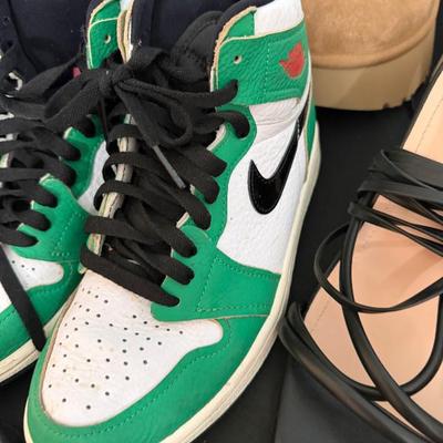 Sale Photo Thumbnail #192