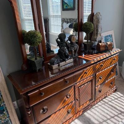 Sale Photo Thumbnail #325