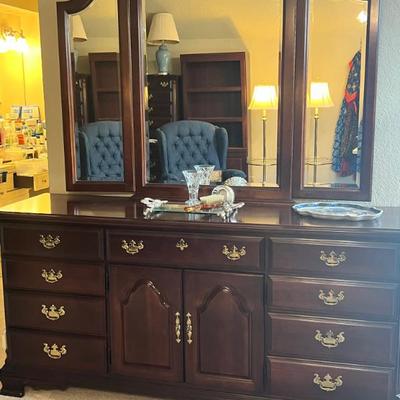 Sale Photo Thumbnail #156