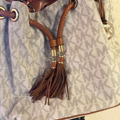 Sale Photo Thumbnail #91