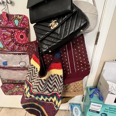 Sale Photo Thumbnail #145