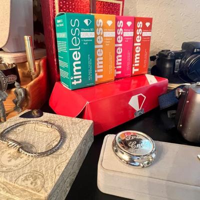 Sale Photo Thumbnail #75