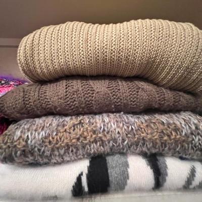 Sale Photo Thumbnail #214