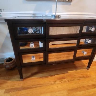 Sale Photo Thumbnail #205