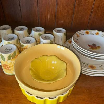Sunflower Dishes Plus 
