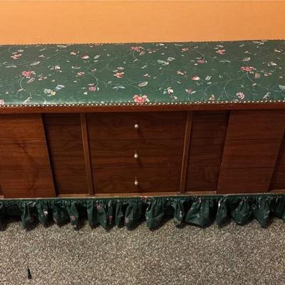 Lane Cedar Chest